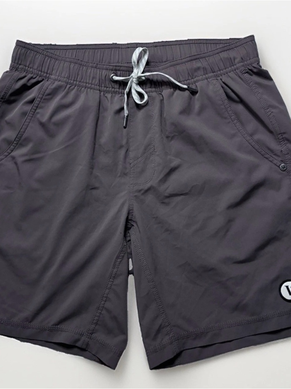 Vuori Men’s Kore Shorts Small (09GS0499M)